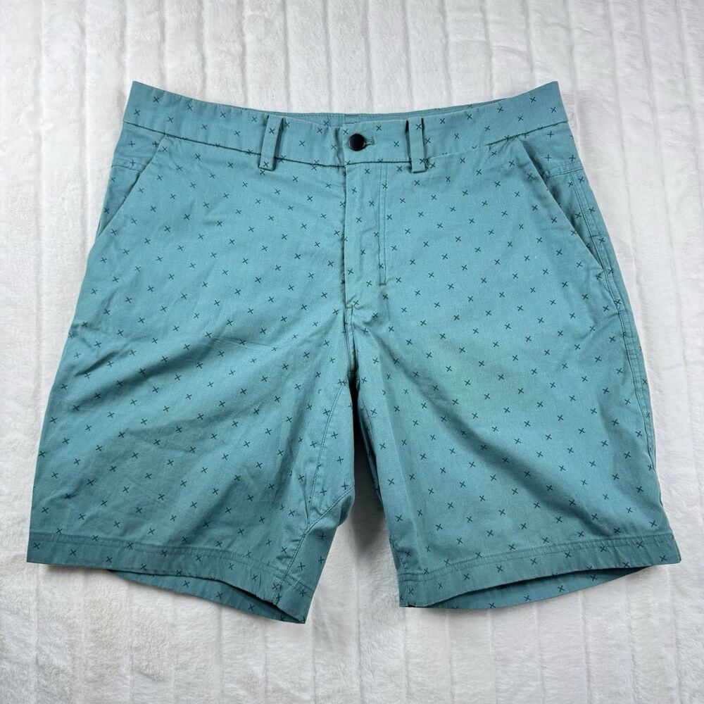 LULULEMON The Works Shorts Men Size 36 Green Cross All Over Print 8" Inseam